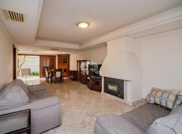 Casa · 388m² · 4 Quartos · Casa para comprar no Três Figueiras com 4 suítes