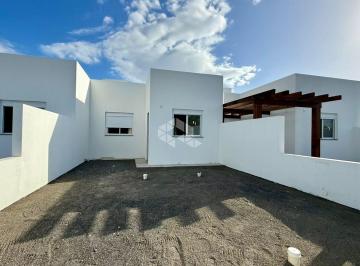 Casa · 70m² · 2 Quartos · 1 Vaga · Casa Geminada 2 Dormitórios com Suíte | Nova | Pátio nos Fundos | Zona Norte | Capão da Canoa/RS