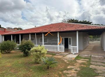 Casa de 4 quartos, Sobradinho · 4 suítes, Cozinha com armários, churrasqueira, varanda, despensa, quarto externo