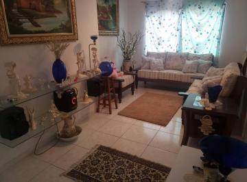 Casa de 3 quartos, Ferraz de Vasconcelos · Ótima oportunidade excelente localização com moveis planejados.