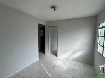 Foto 03 · Casa para Locação em Bragança Paulista-SP, Vila Santa Libânia: 2 quartos, 1 sala, 1 banheiro, 60m² d