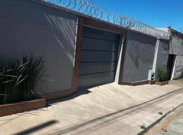 Casa de 3 quartos, Belo Horizonte · Casa com 3 quartos 2 vagas à venda em Céu Azul