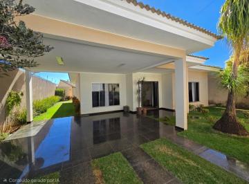Casa · 260m² · 3 Quartos · 4 Vagas · Casa à venda - no Jardim Triângulo