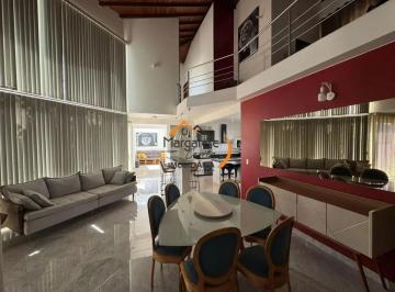Casa de 3 quartos, Sobradinho · 3 suítes (suíte mastér espaçosa com closet e varanda privativa) piscina, escriturada, permuta