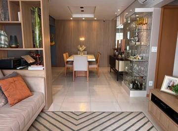ux5zd0s2ytzhnjkyngjlywrm_md · APARTAMENTO DECORADO NASCENTE 2/4 SUÍTES COM 88M² VISTA MAR- JARDIM ARMAÇÃO