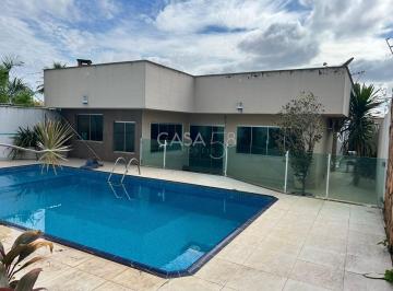 Casa · 515m² · 3 Quartos · 4 Vagas · Casa à venda com 3 quartos, suíte com closet, piscina e energia solar