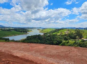 Terreno , Piracaia · Belo Terreno com Vista Deslumbrante para a Represa Jaguari em Piracaia-SP