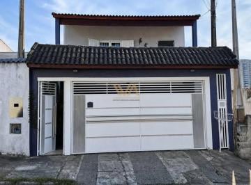 Casa · 174m² · 3 Quartos · 4 Vagas · Casa à venda - em Mogi Moderno