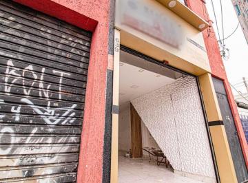 Comercial · 50m² · Galpão na Avenida Peri Ronchetti, 639 • 50 m²