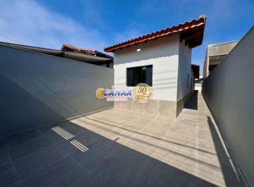 Casa de 3 quartos, Mongaguá · Casa Nova com 3 dormitórios e piscina à venda em Mongaguá- Pronta para morar!