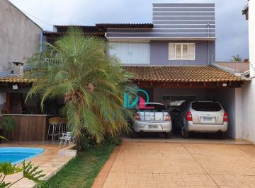 Casa · 204m² · 3 Quartos · 5 Vagas · Casa para venda em Residencial Cambuy de 204.00m² com 3 Quartos, 1 Suite e 5 Garagens
