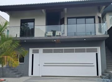 Casa · 330m² · 4 Quartos · 6 Vagas · Casa de Condomínio para alugar em Condominio Aruã Ecopark Lagos de 330.00m² com 4 Quartos, 1 Suite e
