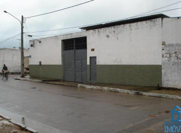 Comercial · 480m² · 2 Quartos · 5 Vagas · Galpão para Aluguel na Imbiribeira – Recife/PE