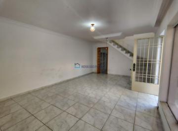 Casa · 266m² · 3 Quartos · 1 Vaga · Sobrado para locação, com 03 quartos e 01 vaga de garagem.