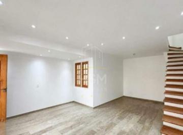 Casa · 130m² · 4 Quartos · 2 Vagas · Sobrado com 4 dormitórios em piso laminado sendo um deles com closet - Centro, S