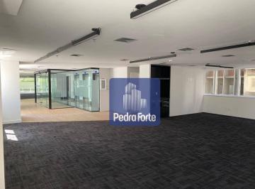 d53fb1dba669922a440f8225dc2170b862ae41d5 · Andar corporativo - excelente localização