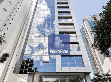 7fc5f6b5c2c023381bc379fe4eabeb5bbe557235 · Uma torre comercial única, vista para o Ibirapuera
