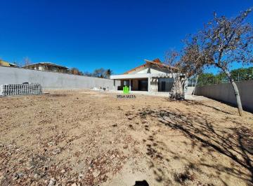 Casa · 234m² · 3 Quartos · 4 Vagas · Casa em Construção no Jacques Ville - 1.000 m² de Terreno