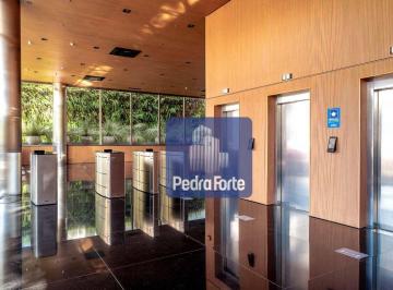 afb321646c3b2036275d99cbd489e1a7005ae752 · Prédio de alto padrão com planta excelente