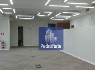 2b4f7a28c6b9fdf7f8b213499d6e840268a3d831 · Conjunto comercial com 375 m² e 8 vagas de garagem