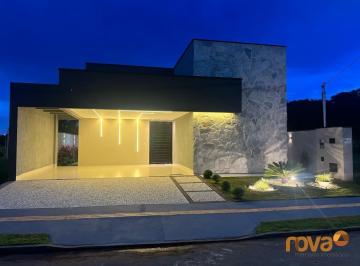 Casa · 142m² · 3 Quartos · 3 Vagas · Casa 3 suítes Cond Rosa Leiria - Goianira-GO