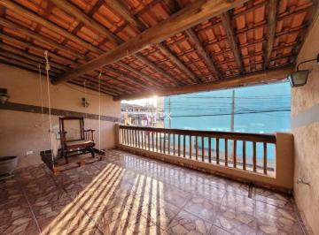 Casa · 197m² · 3 Quartos · 4 Vagas · Casa à venda e para alugar no bairro Água Branca em Piracicaba.