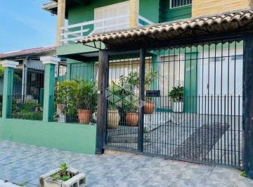 Casa · 235m² · 4 Quartos · 2 Vagas · Casa com 4 Dormitórios e Piscina à Venda no Bairro Montanha em Lajeado/RS