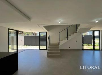 Casa · 180m² · 3 Quartos · Casa para aluguel - em Jacaré