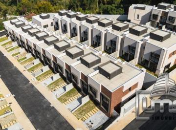 Casa de 3 quartos, Curitiba · Sobrado 3 Quartos com suíte e 2 vagas de garagem em Santa Felicidade