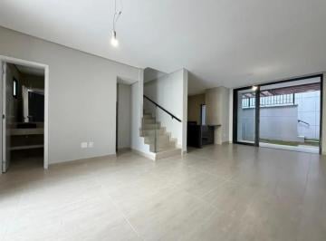 Casa de 3 quartos, São Paulo · Sobrado à Venda no Cambuci