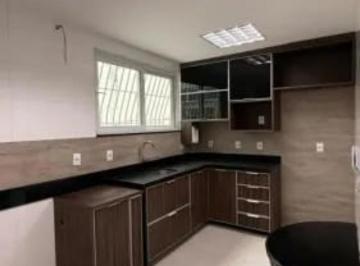 Apartamento de 4 quartos, Niterói · Excelente Cobertura na Quadra da Praia de Icarai na Rua Mariz e Barros em Niterói