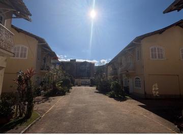 Casa · 102m² · 2 Quartos · 2 Vagas · Charmosa Casa de Condomínio em Teresópolis, RJ