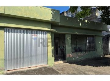 Casa · 203m² · 2 Quartos · 1 Vaga · Casa à Venda em Olinda | Suíte, Amplo Quintal e Garagem Fechada