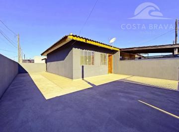 Casa · 43m² · 2 Quartos · 1 Vaga · 2 Quartos, Terreno Amplo e Privativo: Rio da Onça, Matinhos.