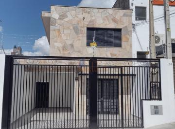Casa · 162m² · 3 Quartos · 3 Vagas · Casa de rua em Vila Augusta - Sorocaba