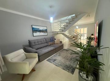 Casa · 250m² · 3 Quartos · 4 Vagas · Casa de Condominio em Iporanga - Sorocaba, SP
