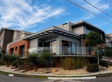 Casa · 300m² · 3 Quartos · 4 Vagas · Casa em Vossoroca - Votorantim, SP