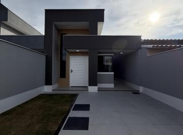 Casa · 112m² · 3 Quartos · 2 Vagas · Casa com 3 Quartos à Venda em Itaipuaçu – Maricá/RJ
