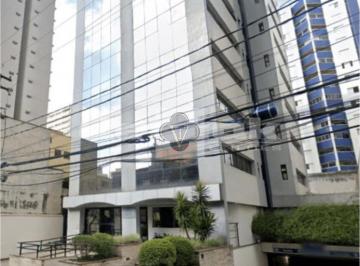 Comercial · 180m² · 6 Vagas · Conjunto Comercial - Edifício Gaudi
