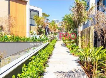 Casa · 624m² · 4 Quartos · 4 Vagas · Casa em condomínio fechado no Morumbi com 4 suítes, 4 vagas e 624m2