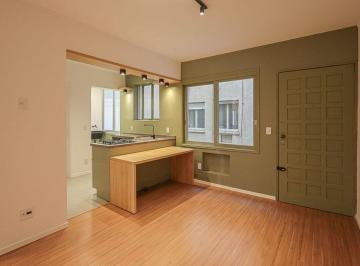 Apartamento · 58m² · 2 Quartos · Apartamento a venda no Centro Histórico