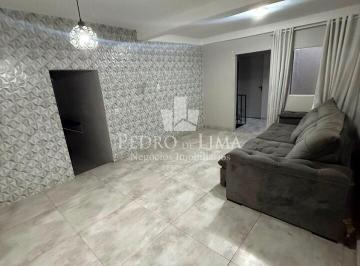 Casa · 180m² · 4 Quartos · 2 Vagas · Duas casa independentes  em rua de Vila , Vila Formosa
