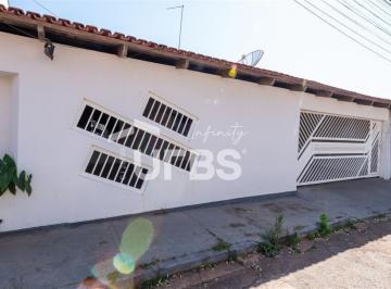 Casa · 290m² · 4 Quartos · 4 Vagas · Sobrado no Parque das Laranjeiras
