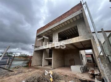 Casa · 271m² · 4 Quartos · 4 Vagas · Jardins Parma - Casa de Condomínio 4 quartos, sendo 4 suítes