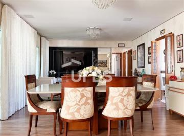 Apartamento · 129m² · 3 Quartos · 4 Vagas · Ed. Maison Monet ao lado da Praça do Ipê