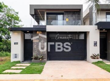 Casa · 210m² · 3 Quartos · 4 Vagas · Sobrado no Jardim Atlântico