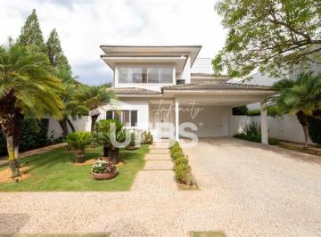 Casa · 526m² · 4 Quartos · 2 Vagas · Sobrado exclusivo no Alphaville Cruzeiro do Sul