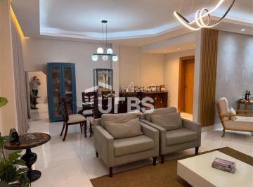Casa · 265m² · 4 Quartos · 3 Vagas · Sobrado 04 Suítes Reformado com 300 m² no Jardim Ana Lúcia