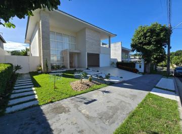 1234ab265333bf9abcfa2130996570a8525413e2 · Excelente casa para locação no Alphaville Litoral Norte 1 – sofisticação, conforto e alto padrão em 