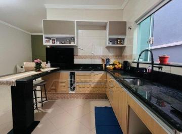 Casa · 140m² · 2 Quartos · SOBRADO COM 2 QUARTOS - Tropical